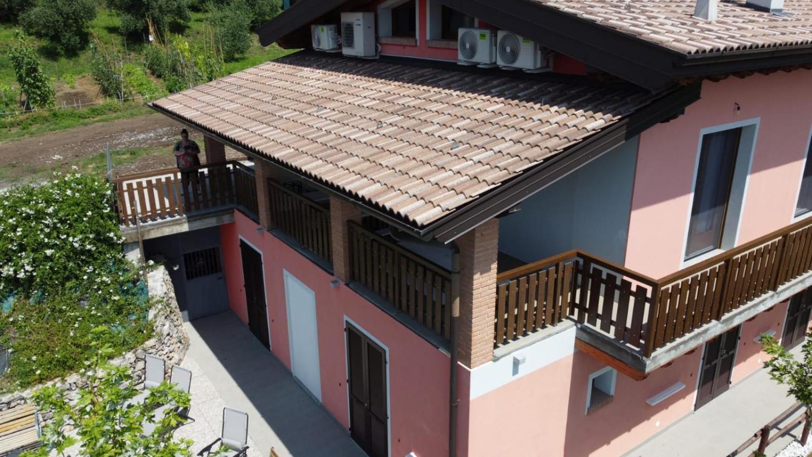 Agriturismo Cascina Lert Marone Exterior photo